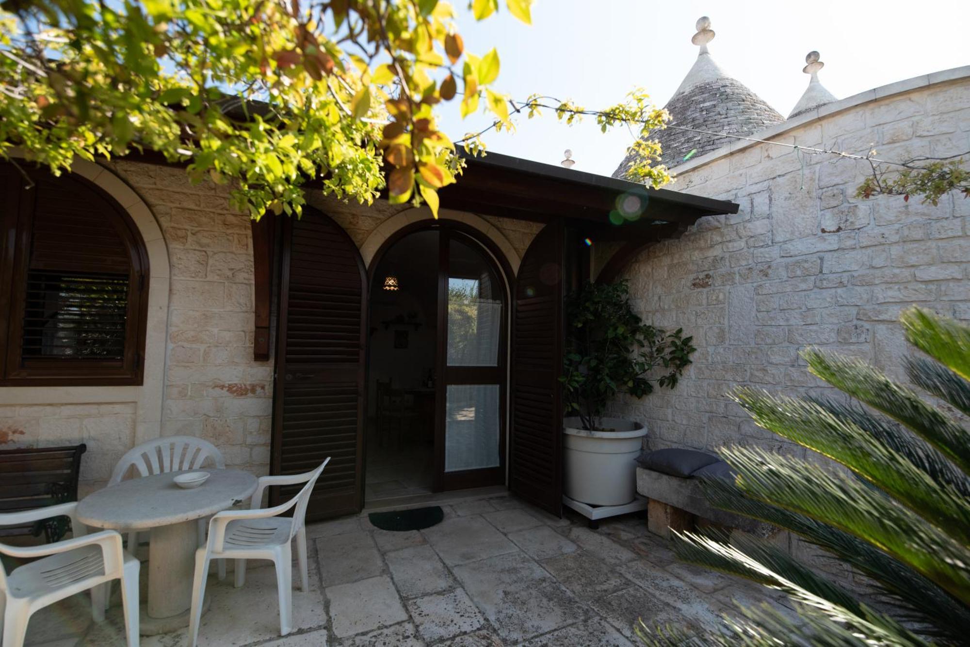 I Trulli Di Badi Guest House Locorotondo Exterior foto